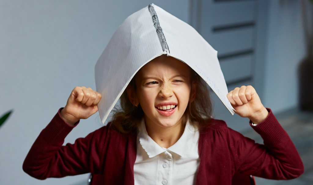 Detén el espiral: Cómo calmar los «Y si….? sobre el futuro de tu hijo/a